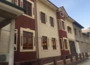 фасад дома в Узбекистане